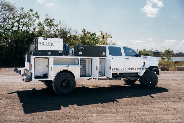 2022 Chevy 5500HD photo 7