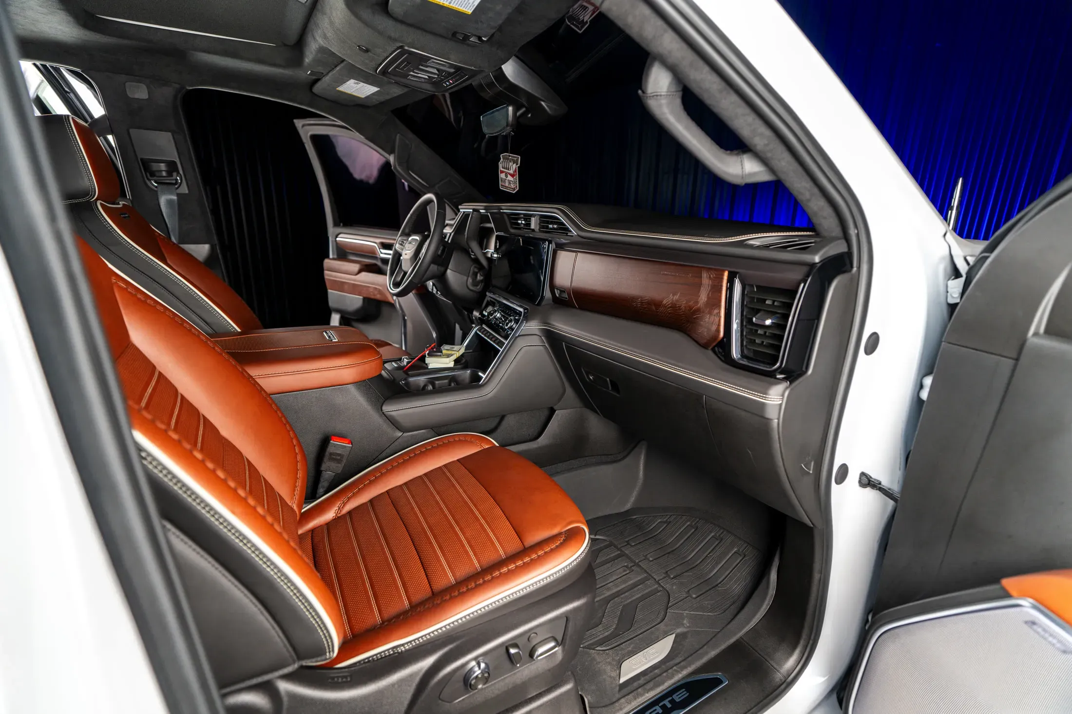 2024 GMC 3500 Denali Ultimate