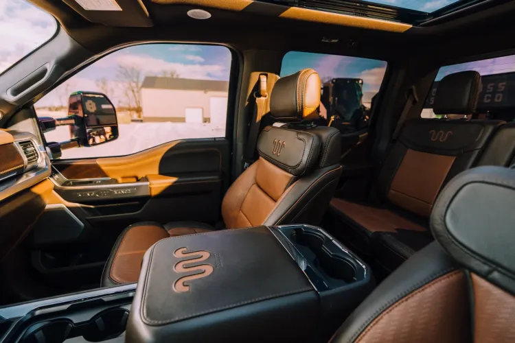 Two-Tone King Ranch Powerstroke photo 2