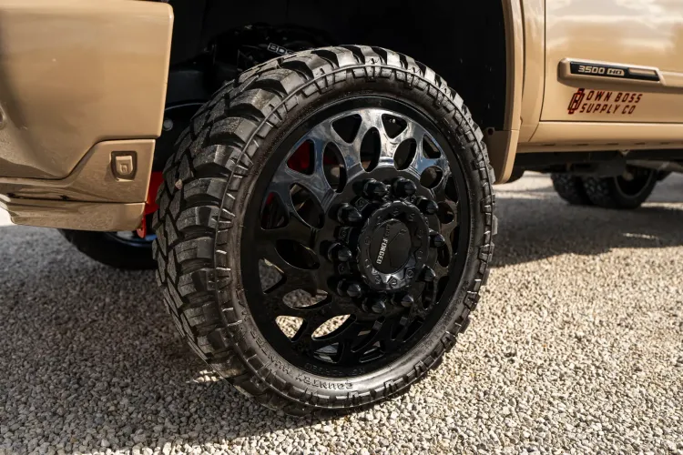 2024 Chevy Silverado 3500 High Country photo 1